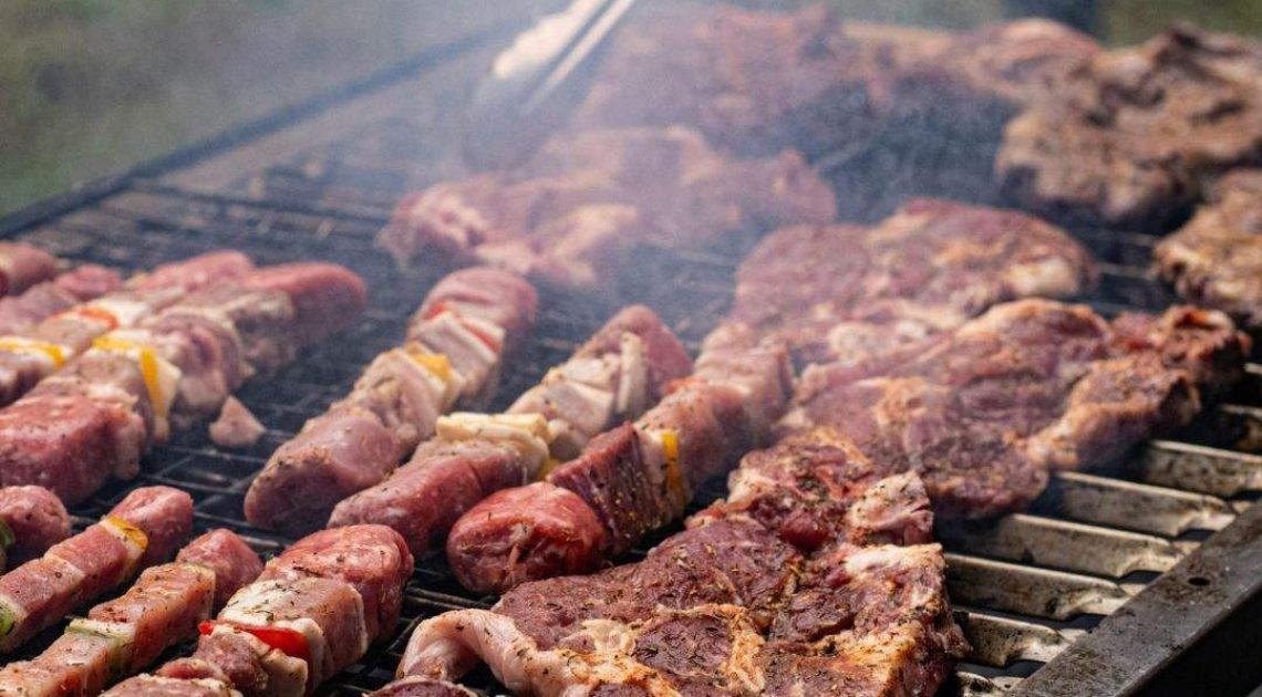 Oklahoma Summer BBQ Recipes: 5 Crowd-Pleasing Dishes for Your Next Cookout